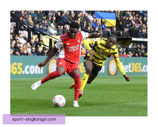 卡拉菲奥里秀蝎子摆尾解围枪手球迷狂赞